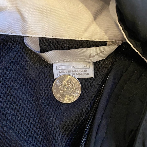 Vintage Nike jacket - Picture 4 of 4